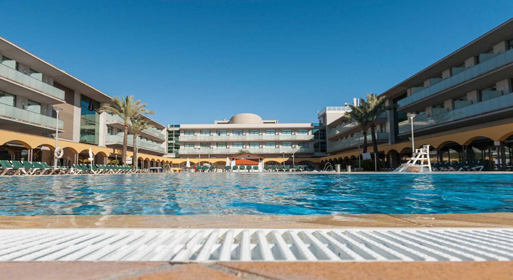 Hotel Mediterraneo Бенидорм Экстерьер фото